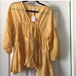 NWT Cato Flowy Top